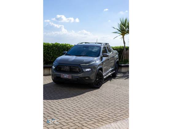 FIAT TORO 2.0 16V TURBO DIESEL ULTRA 4WD AT9 FIAT TORO 2.0 16V TURBO DIESEL ULTRA 4WD AT9